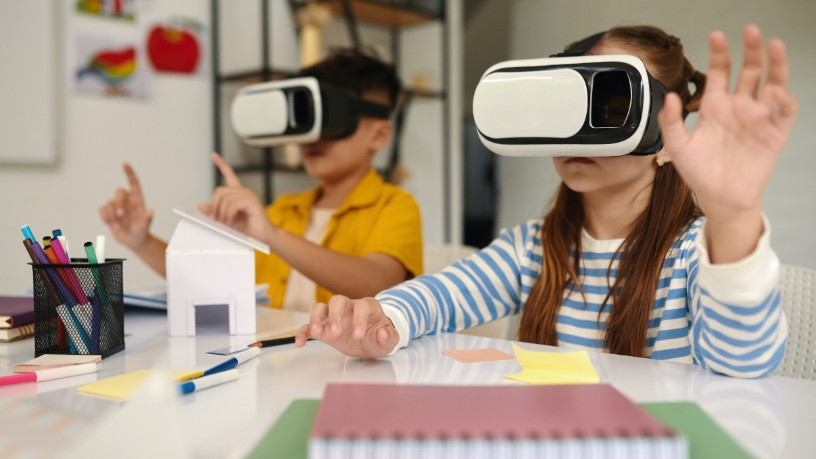 Sérgio Bento De Araújo mostra como o ensino adaptativo está a revolucionar a educação especial, promovendo inclusão e personalização real da aprendizagem.